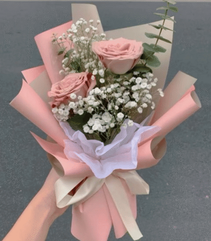 Blush Pink Roses & Baby’s Breath Petite Bouquet