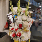 Smiley Mug Floral & Chocolate Mix