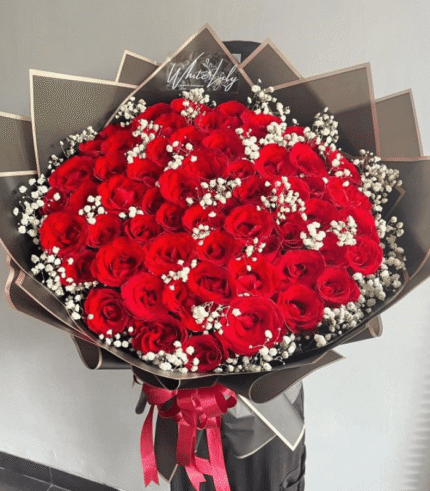 Grand Red Rose Bouquet with Baby’s Breath